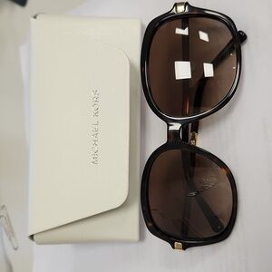 MICHAEL KORS SUN GLASSES